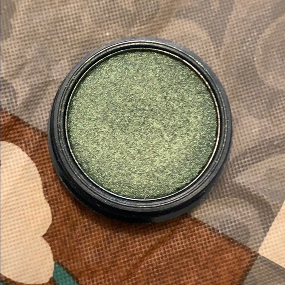 Space case single shadow